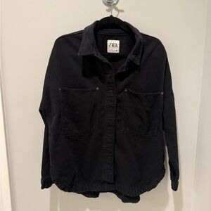 Zara Women’s Black Oversized Jean Jacket with Pockets